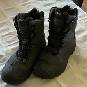 COLUMBIA Big Kids WATERPROOF Snow Hiking Utility boots Size 7 US